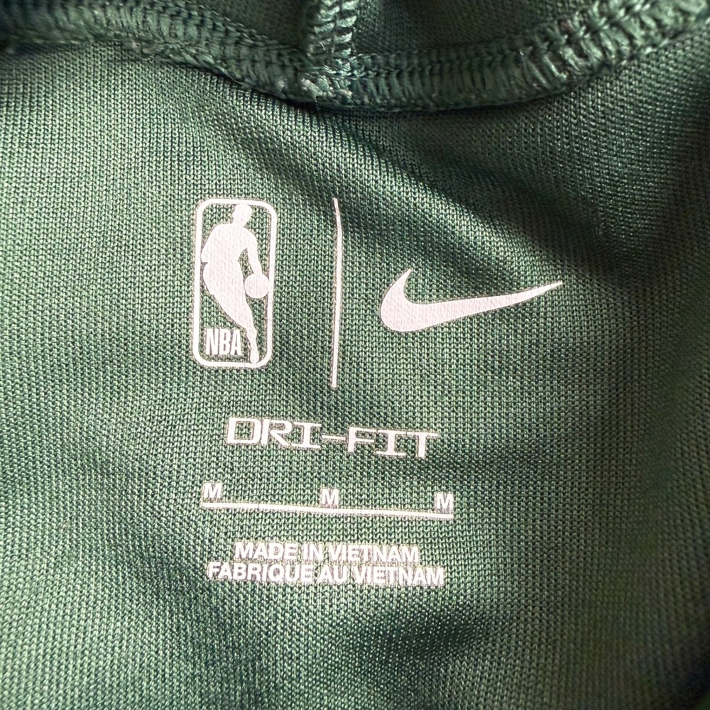 Nike Milwaukee Bucks Basketball Hoodie Medium Hunter Green NBA Dri-FIT - Picture 4 of 7